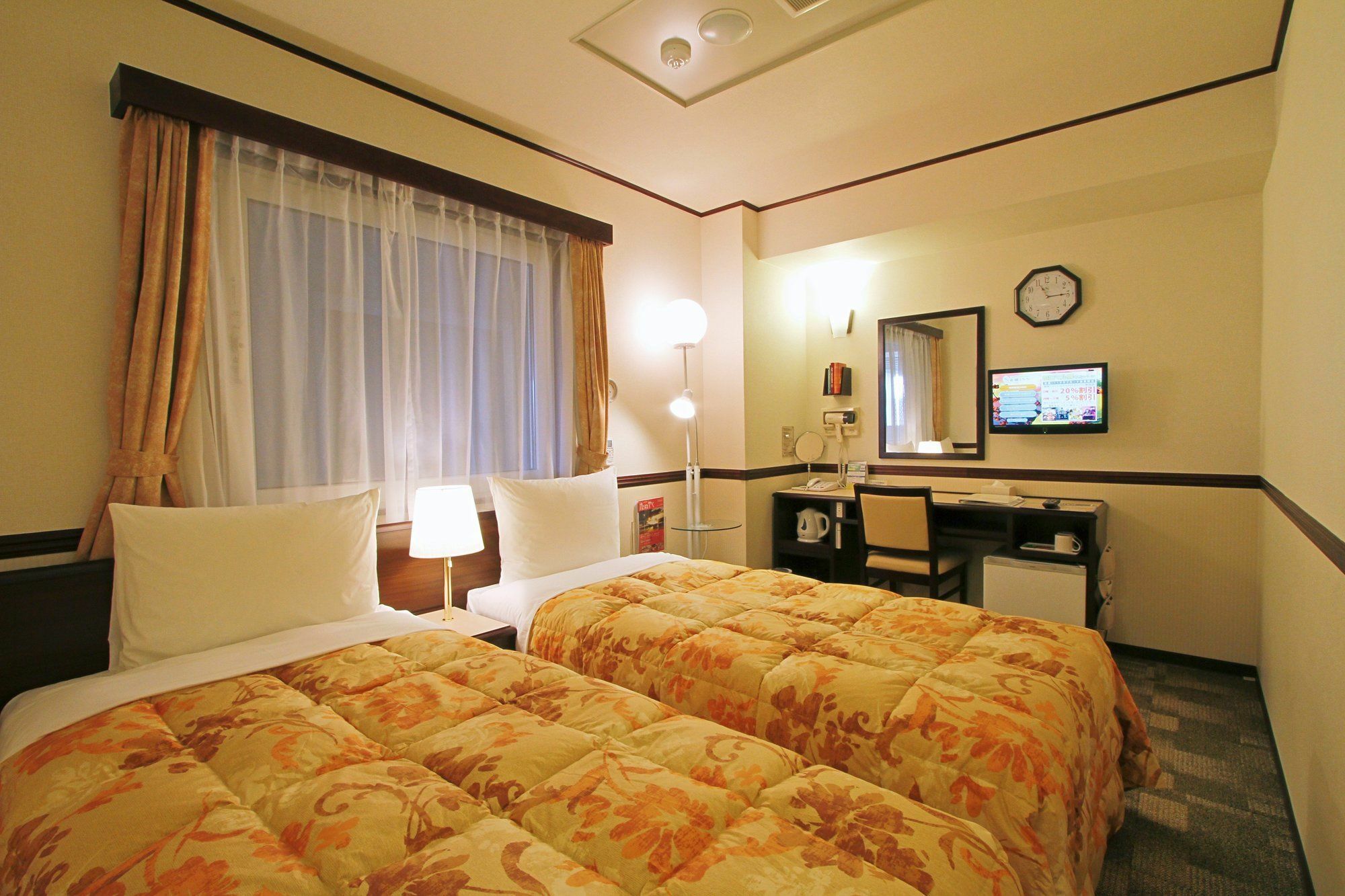 Toyoko Inn Shin-Yokohama Ekimae Shinkan Ngoại thất bức ảnh
